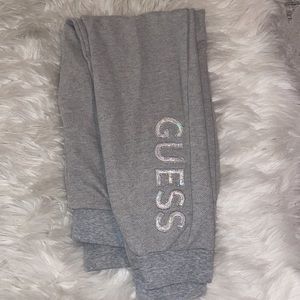 GUESS SWEATPANTS